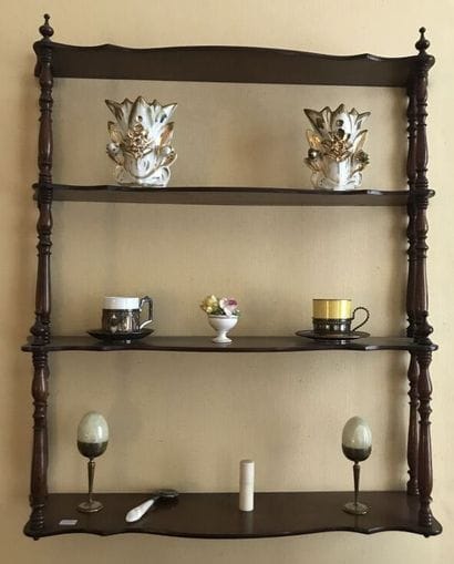 Pair of mahogany wall shelves
Napoleon III...