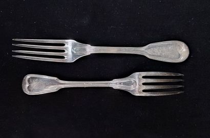 CHRISTOFLE
Twelve silver plated cutlery with...