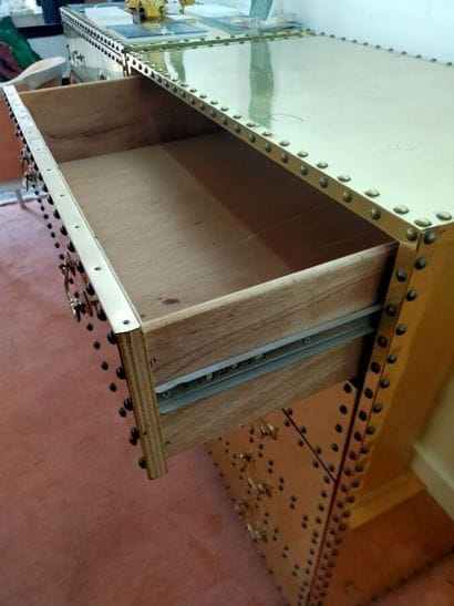 TRAVAIL CONTEMPORAIN
Paire de commodes en...