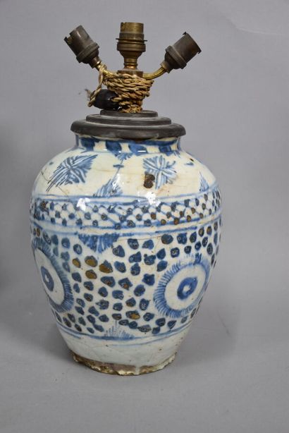Iran, Katjar, ceramic vase with blue and...
