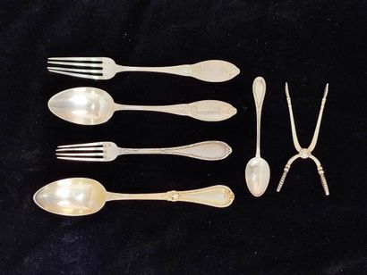 Lot of silver cutlery
Weight 200 gr