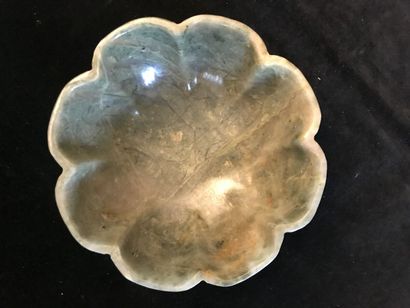 Mughal style round bowl with a ribbed body...