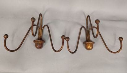 TRAVAIL MODERNE
Paire de porte-manteaux en...