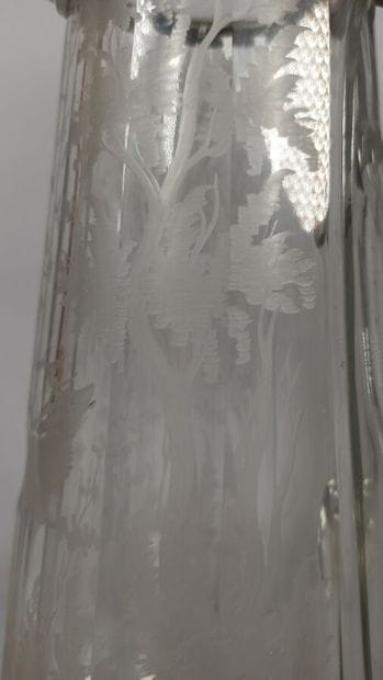 Bohemian crystal decanter
Height : 33 cm...