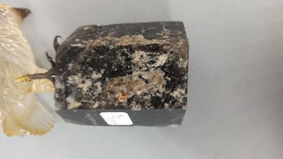 Bird in rock crystal,
Height. Height : 15...