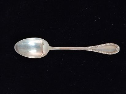 Lot of silver cutlery
Weight 200 gr