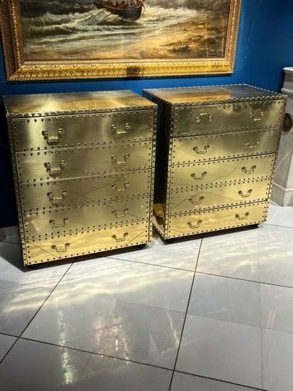 TRAVAIL CONTEMPORAIN
Paire de commodes en...