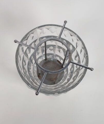BACCARAT
Crystal vase with metal support...
