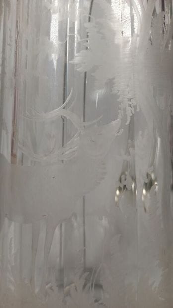 Bohemian crystal decanter
Height : 33 cm...