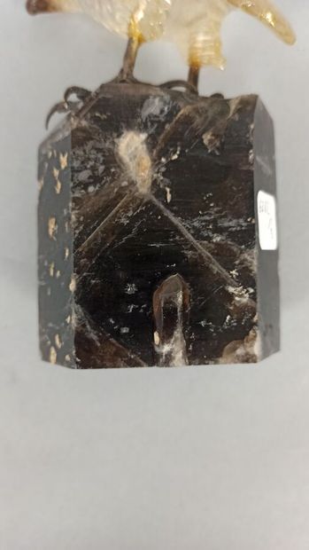 Bird in rock crystal,
Height. Height : 15...