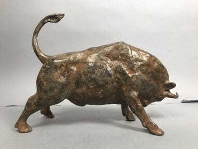 P. CHENE (XXth century)
Bull in patinated...