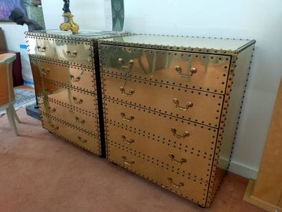 TRAVAIL CONTEMPORAIN
Paire de commodes en...