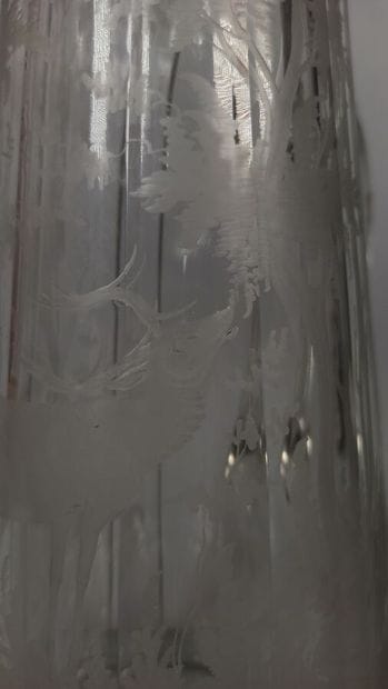 Bohemian crystal decanter
Height : 33 cm...