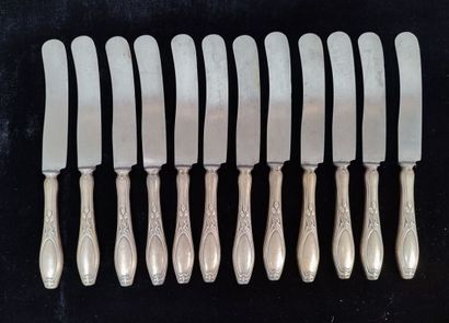 Set of silver plated knives with cored h...