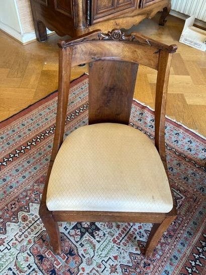 Paire de fauteuils gondole en bois naturel...