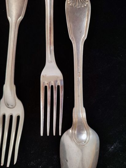 Set of silver cutlery: large spoons and forks
weight:...