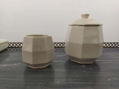 SAINT CLEMENT 
Smoker's set in white glazed...