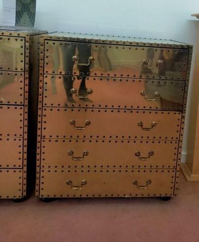TRAVAIL CONTEMPORAIN
Paire de commodes en...