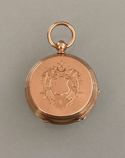 18k gold pocket watch, copper back
Monogrammed
Gross...