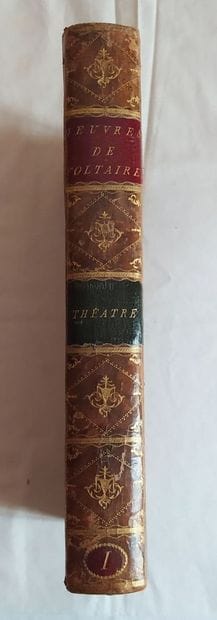 VOLTAIRE (né François-Marie AROUET), 