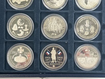 Box of 12 medals, second collection 14-18...