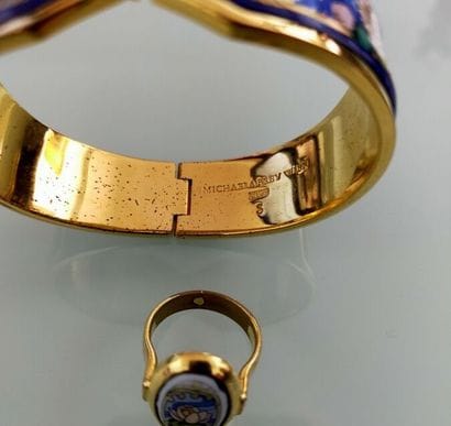 Michaela Frey, Vienna.
Set of enamelled gold...