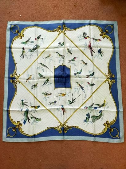 HERMES Paris
Silk square printed 