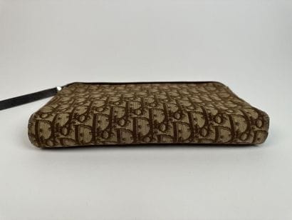 CHRISTIAN DIOR
Clutch bag in signed canvas...