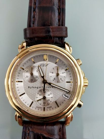 BUW
Round men's watch in gold-plated metal,...
