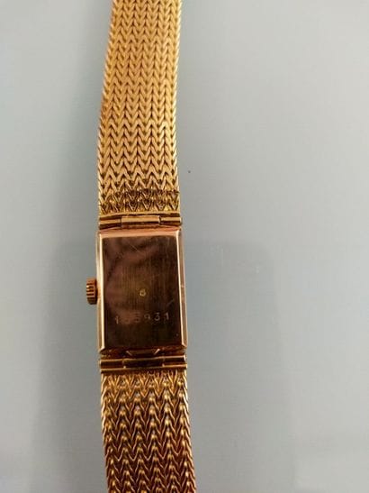 ZENITH
Ladies' watch in 18K yellow gold
Gross...