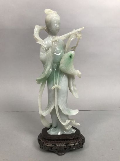 CHINE
Déesse en jade 
Haut. : 23 cm. 