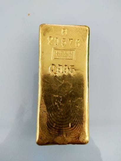 Gold ingot 
N°R20576
Weight : 995 gr
Ugo...