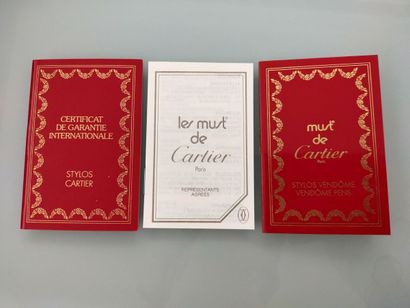 CARTIER Paris
Gilded metal fountain pen with...