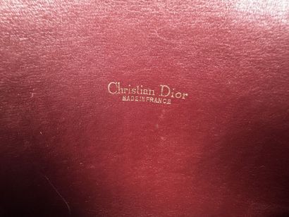 CHRISTIAN DIOR
Shoulder bag in signed canvas...