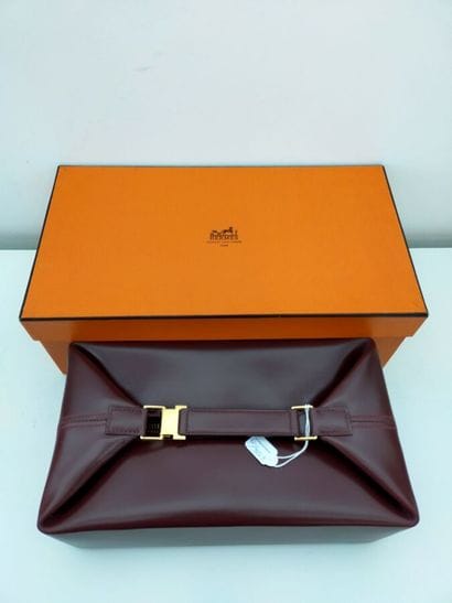 HERMES PARIS
Toilet bag 