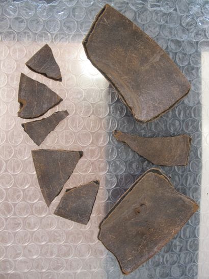 MEXIQUE
Fragments d'un plat en terre cuite...