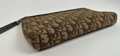 CHRISTIAN DIOR
Clutch bag in signed canvas...