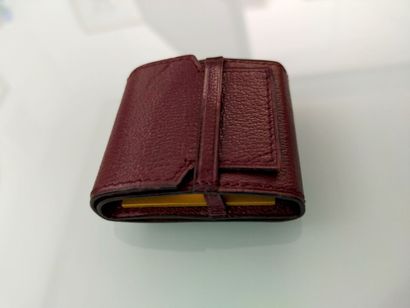 HERMES
Rectangular metal quartz travel alarm...