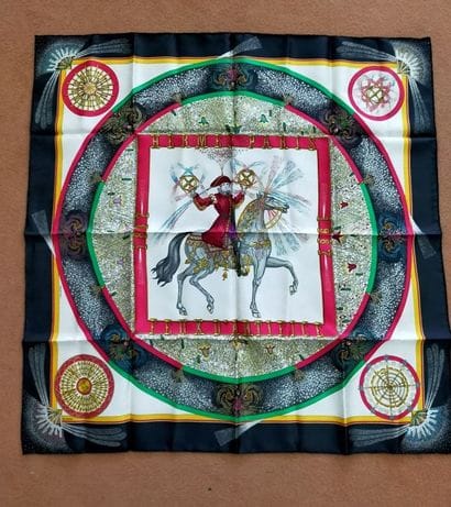 HERMES Paris
Silk square printed 