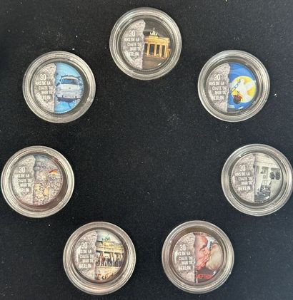 Box, 30 years of the fall of the Berlin Wall
Aluminum,...