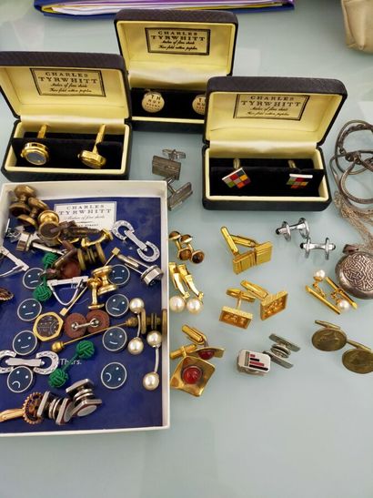 Cufflink set