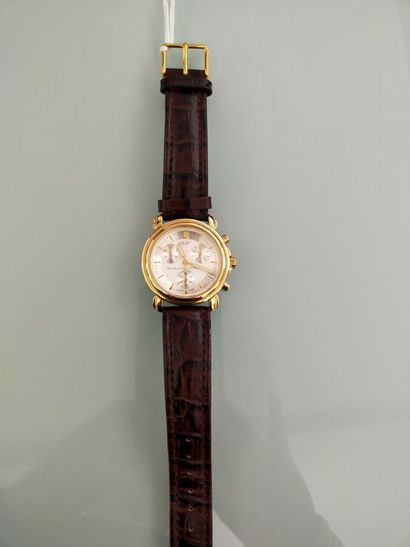BUW
Round men's watch in gold-plated metal,...