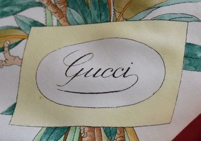 GUCCI
Scarf with vegetal decoration, sta...