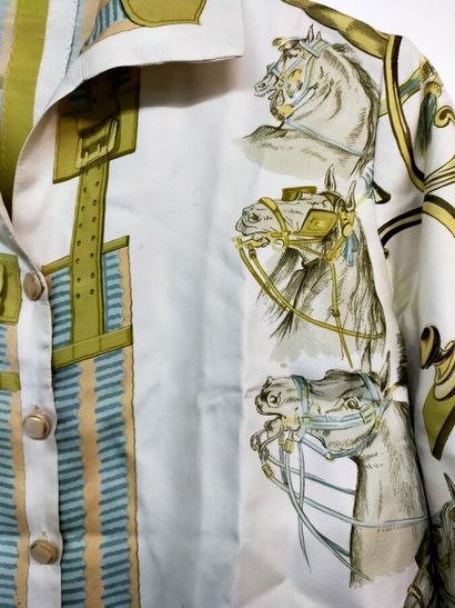 HERMES Paris
Printed silk shirt, single breasted,...