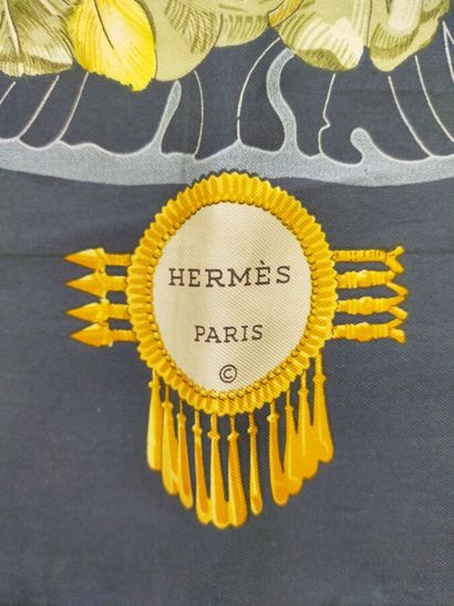 HERMES Paris
Silk square printed with 