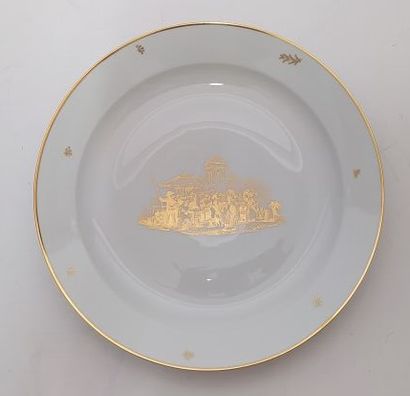 SEVRES
30 white porcelain cake plates with...
