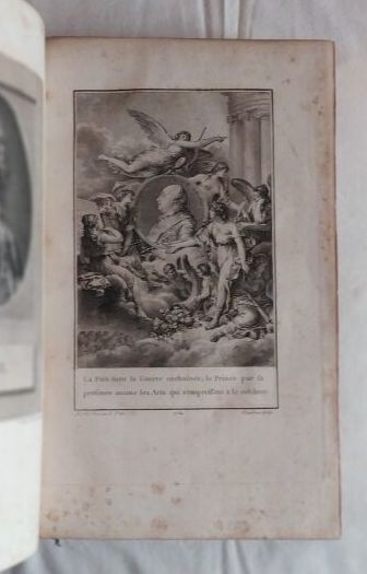 VOLTAIRE (né François-Marie AROUET), 