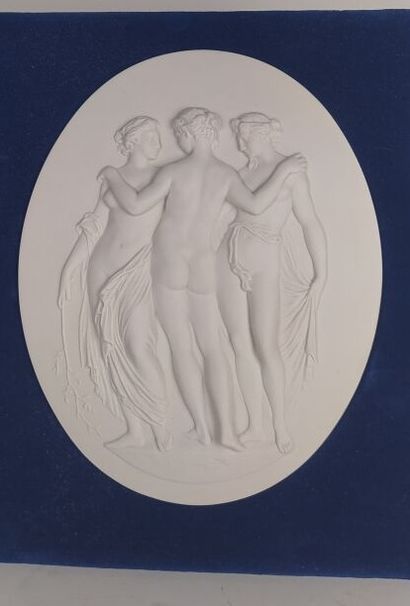SEVRES 
Two medallions in cookie: the three...