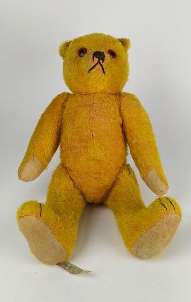 An antique doll
French manufacture, model...