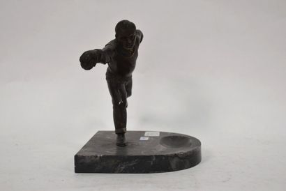 BALL GAMES.
Player of Lyon's bowls.
Sculpture...